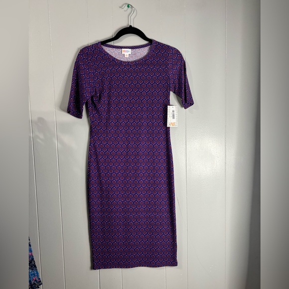 Very‎ Stylish Purple Patterned Dress - Picture 1 of 4
